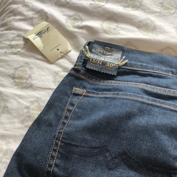 Lucky Brand Sweet and Low mid rise bootcut ankle length jeans - Picture 5 of 8